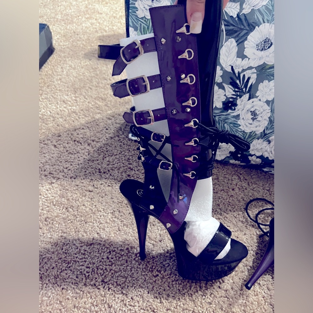 Pleaser heels black-purple DEL600-38/B-PP/M